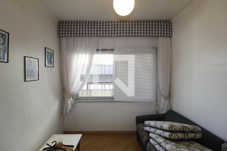 Quarto 2 de casa à venda com 5 quartos, 400m² em Vila Jardim, Porto Alegre