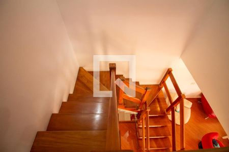 Escada de casa à venda com 4 quartos, 308m² em Parque Colonial, São Paulo