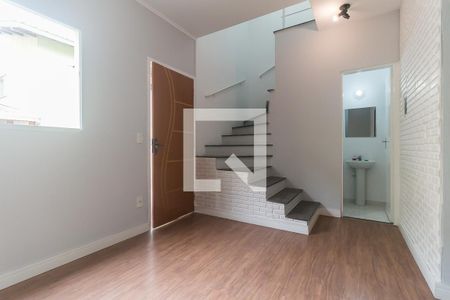 Sala de casa de condomínio para alugar com 2 quartos, 60m² em Vila Mogi Moderno, Mogi das Cruzes