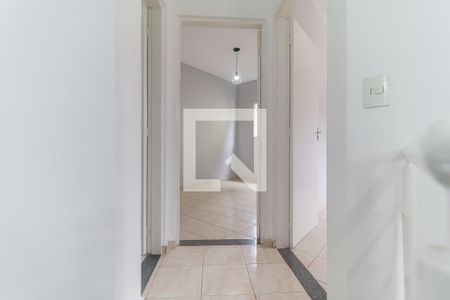 Hall de casa de condomínio para alugar com 2 quartos, 60m² em Vila Mogi Moderno, Mogi das Cruzes