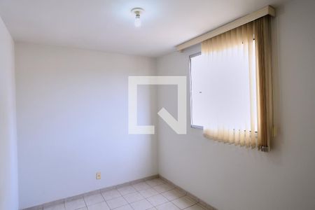 Quarto 2 de apartamento para alugar com 2 quartos, 60m² em Santa Efigênia, Belo Horizonte