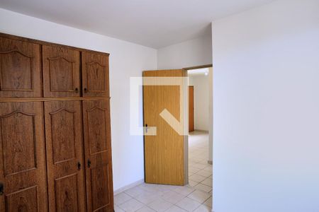 Quarto 1 de apartamento para alugar com 2 quartos, 60m² em Santa Efigênia, Belo Horizonte