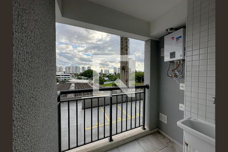 Varanda da Sala/Cozinha de apartamento para alugar com 2 quartos, 41m² em Lapa, São Paulo