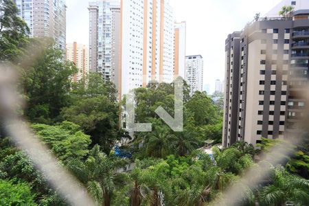Sala vista de apartamento para alugar com 3 quartos, 125m² em Vila Andrade, São Paulo
