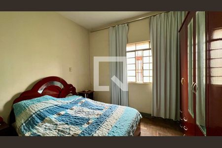 quarto  de casa à venda com 3 quartos, 360m² em Nova Vista, Belo Horizonte