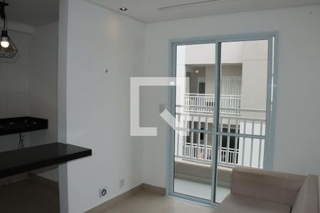 Sala de apartamento para alugar com 2 quartos, 45m² em Jardim Pioneira, Cotia