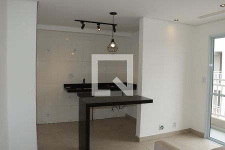 Sala de apartamento para alugar com 2 quartos, 45m² em Jardim Pioneira, Cotia