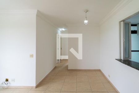 Sala  de apartamento para alugar com 3 quartos, 65m² em Vila Fachini, São Paulo