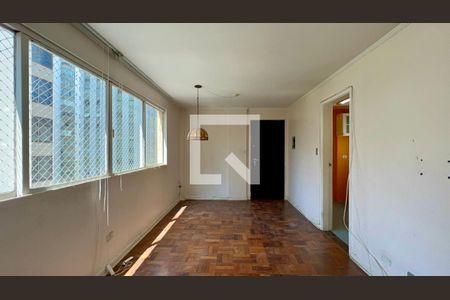 Sala de apartamento à venda com 2 quartos, 64m² em Cerqueira César, São Paulo