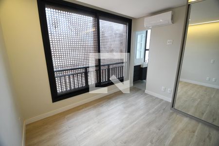 Quarto 1 - Suíte de casa de condomínio à venda com 3 quartos, 158m² em Parque Taquaral, Campinas