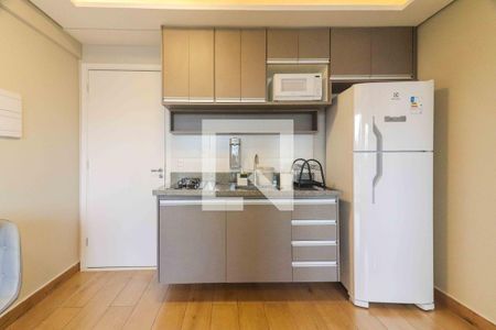 Cozinha  de kitnet/studio para alugar com 1 quarto, 28m² em Vila Sonia, São Paulo