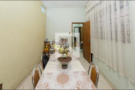 Quarto 2 de casa à venda com 4 quartos, 220m² em Nova Suíça, Belo Horizonte