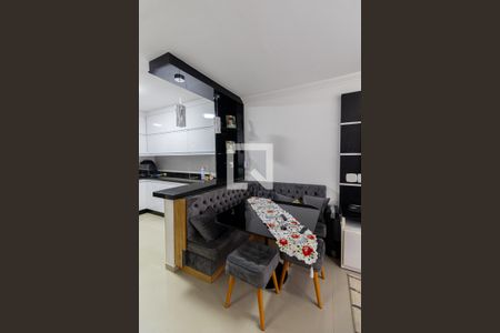 Sala e Cozinha  de casa de condomínio à venda com 3 quartos, 140m² em Vila Guilhermina, São Paulo