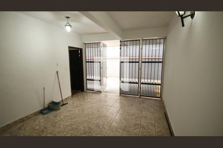 Garagem de apartamento para alugar com 1 quarto, 62m² em Canto do Forte, Praia Grande