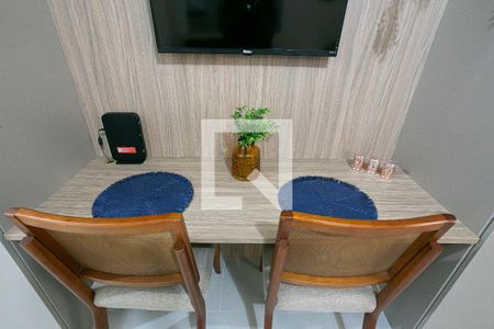 Studio - Mesa e Cadeiras de apartamento para alugar com 1 quarto, 27m² em Vila Matilde, São Paulo