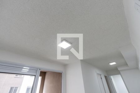 Sala de apartamento para alugar com 2 quartos, 34m² em Parque Industrial Tomas Edson, São Paulo