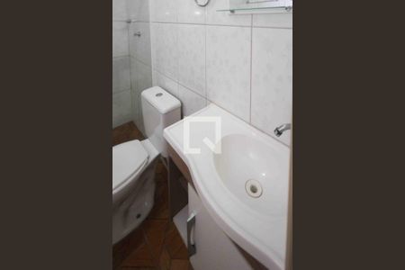 Banheiro de casa para alugar com 1 quarto, 55m² em Conjunto Promorar Sapopemba, São Paulo