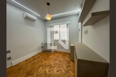 Quarto 1 de apartamento à venda com 2 quartos, 75m² em Ipanema, Rio de Janeiro