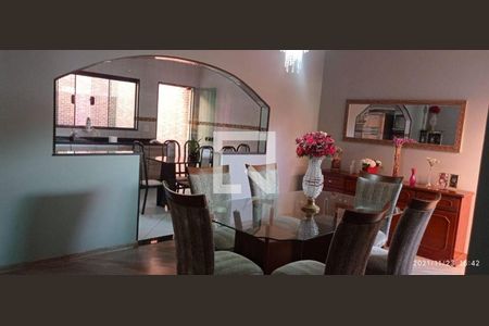 Casa à venda com 3 quartos, 300m² em Jardim Ipanema, Santo André