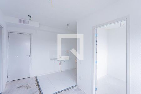 Sala, cozinha e área de serviço de apartamento para alugar com 2 quartos, 32m² em Vila Pereira Cerca, São Paulo