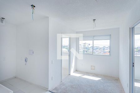 Sala, cozinha e área de serviço de apartamento para alugar com 2 quartos, 32m² em Vila Pereira Cerca, São Paulo