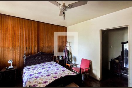 Quarto de casa à venda com 6 quartos, 300m² em Floresta, Belo Horizonte