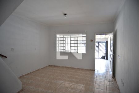 Casa à venda com 2 quartos, 180m² em Santa Terezinha, Santo André