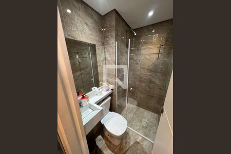 Banheiro de apartamento à venda com 2 quartos, 75m² em Vila Endres, Guarulhos