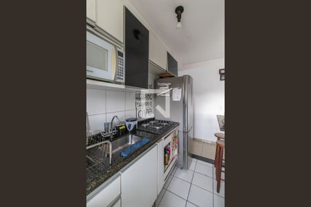 Sala/Cozinha/Área de Serviço  de apartamento para alugar com 2 quartos, 47m² em Jardim Castelo, São Paulo