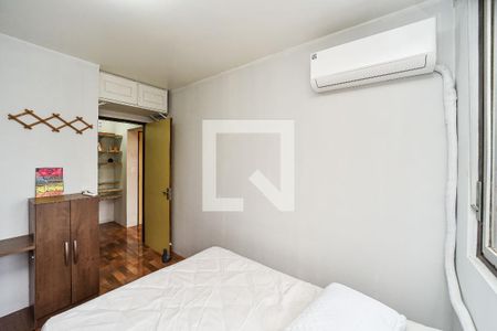Quarto de apartamento para alugar com 1 quarto, 48m² em São Sebastião, Porto Alegre