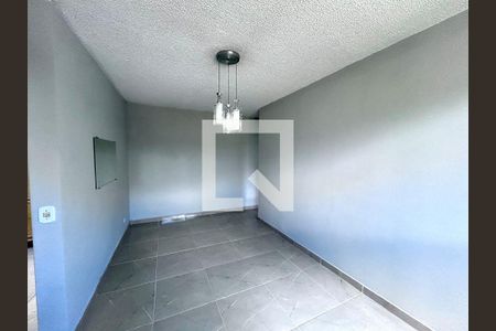 Sala de apartamento para alugar com 2 quartos, 50m² em Inocoop, Guarulhos