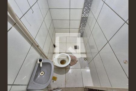 Banheiro  de casa à venda com 1 quarto, 45m² em Vargem Pequena, Rio de Janeiro