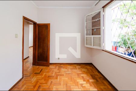 Quarto 2 de casa para alugar com 2 quartos, 60m² em Carlos Prates, Belo Horizonte