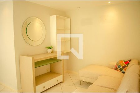 Casa para alugar com 4 quartos, 400m² em Setor Aeroporto, Goiânia