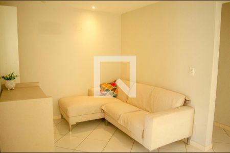 Casa para alugar com 4 quartos, 400m² em Setor Aeroporto, Goiânia