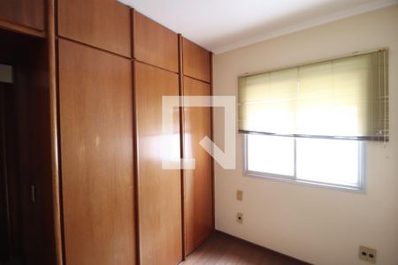 Quarto 2 de apartamento para alugar com 4 quartos, 140m² em Martins, Uberlândia