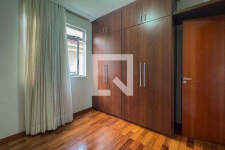 Quarto 1 de apartamento à venda com 3 quartos, 92m² em Sagrada Família, Belo Horizonte