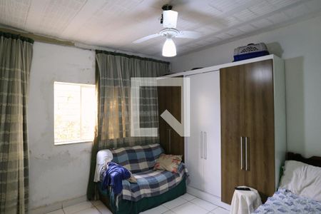 Quarto de casa para alugar com 3 quartos, 110m² em Floresta, Belo Horizonte