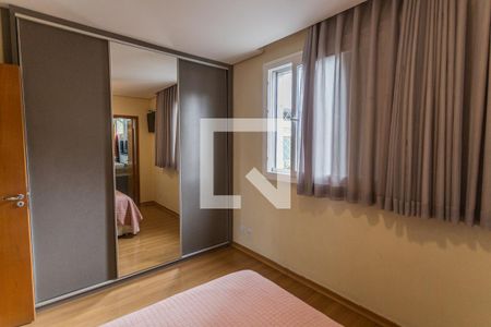 Suíte de apartamento à venda com 3 quartos, 135m² em Sagrada Família, Belo Horizonte