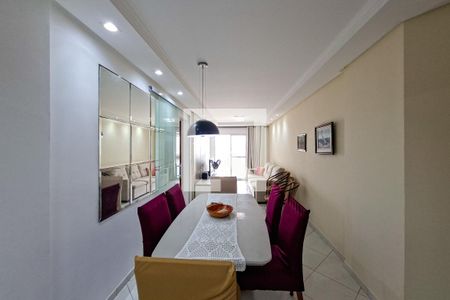 Sala de apartamento para alugar com 2 quartos, 96m² em Vila Tupi, Praia Grande