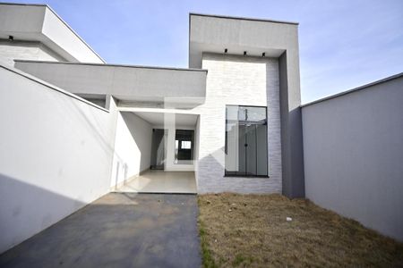 Casa para alugar com 3 quartos, 180m² em Residencial Itaipú, Goiânia