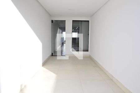 Casa para alugar com 3 quartos, 180m² em Residencial Itaipú, Goiânia