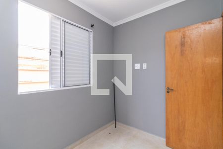 Quarto 2 de apartamento para alugar com 2 quartos, 54m² em Vila Santana, São Paulo