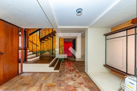 Hall de entrada de casa para alugar com 4 quartos, 470m² em Belvedere, Belo Horizonte