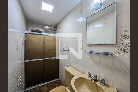 Banheiro da suíte de apartamento para alugar com 3 quartos, 89m² em Boqueirão, Praia Grande