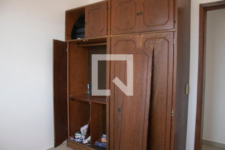 Quarto 1 de apartamento para alugar com 2 quartos, 69m² em Floresta, Belo Horizonte