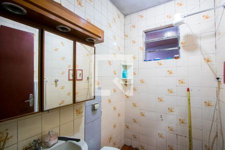 Banheiro de casa à venda com 2 quartos, 205m² em Vila Assunção, Santo André