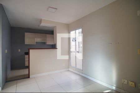 Sala de apartamento para alugar com 2 quartos, 42m² em Rondônia, Novo Hamburgo