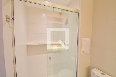 Banheiro de kitnet/studio para alugar com 1 quarto, 25m² em Vila Mariana, São Paulo