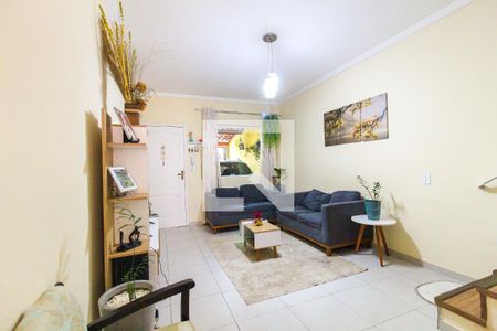 Sala de casa de condomínio à venda com 2 quartos, 72m² em Itaquera, São Paulo